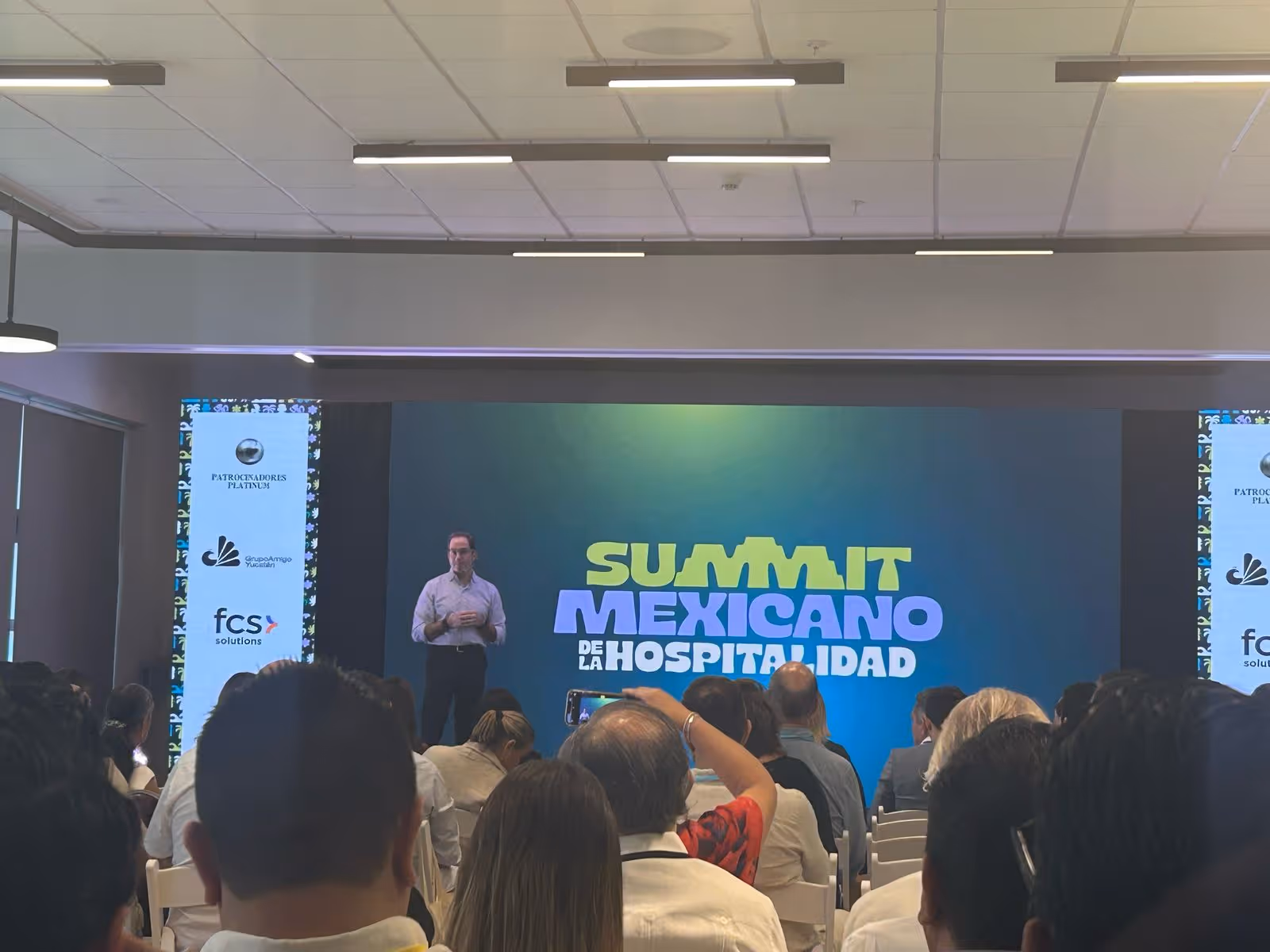 2025 Summit Mexicano de la Hospitalidad
