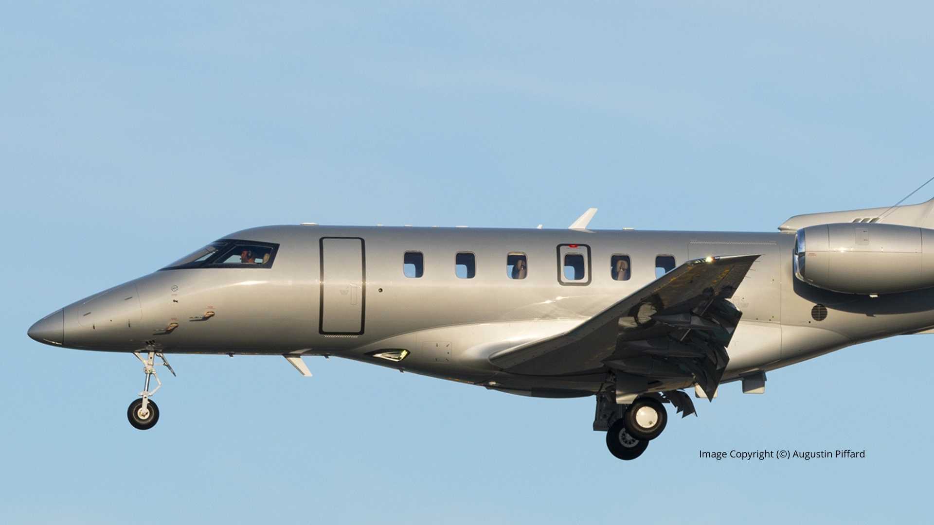 Pilatus PC24 landing