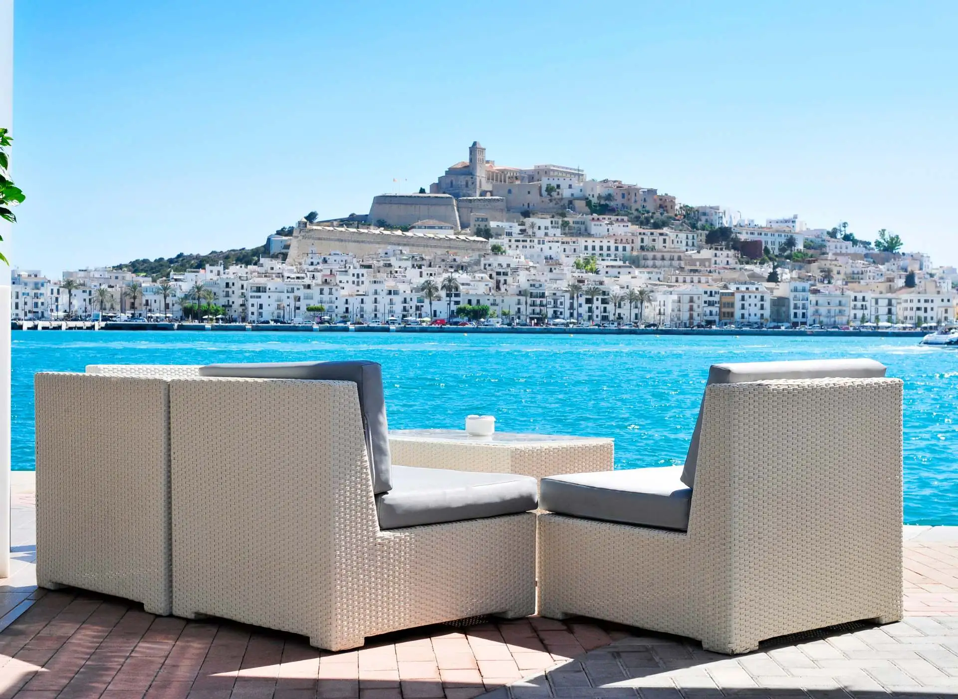 Vieille ville d’Ibiza (Dalt Vila) Artheau aviation Location jet privé