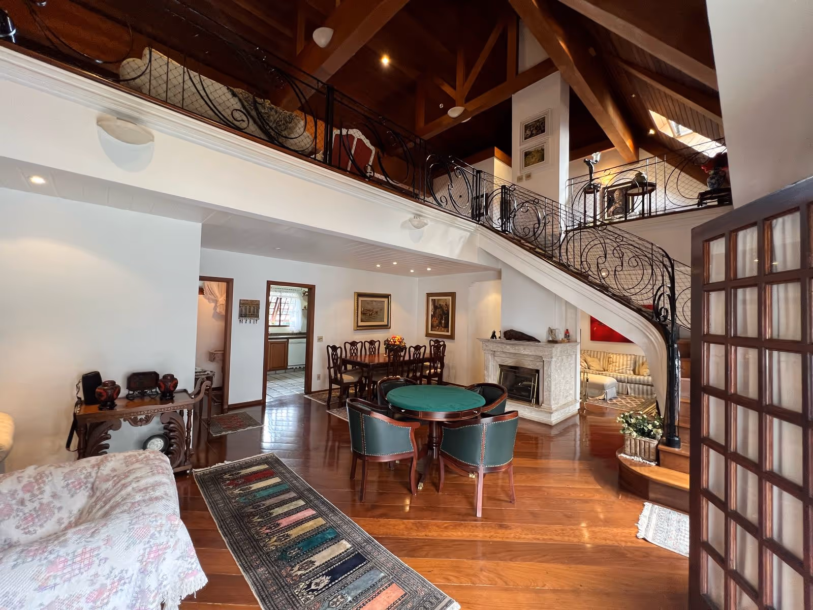 Duplex exclusivo no Capivari