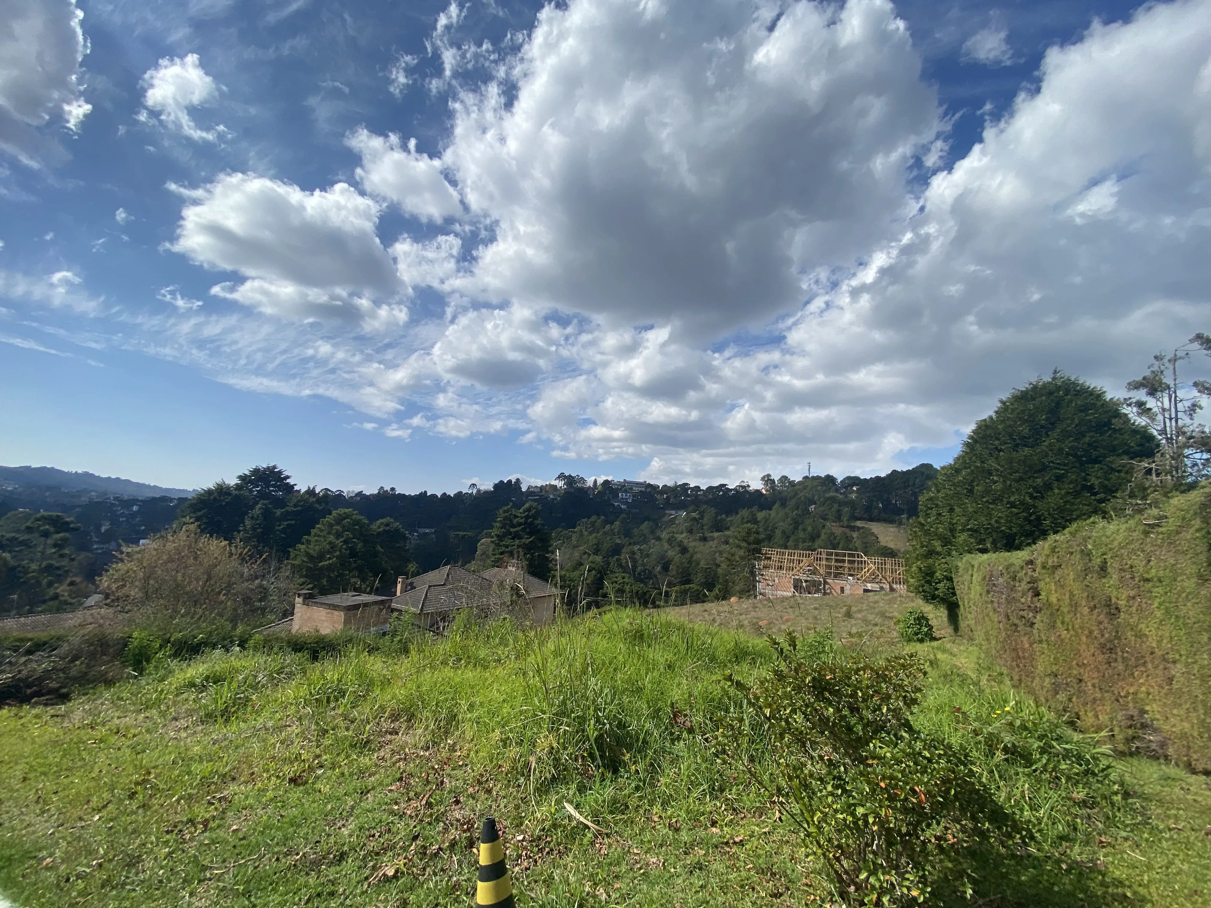 Terreno Exclusivo em Condomínio de Alto Padrão