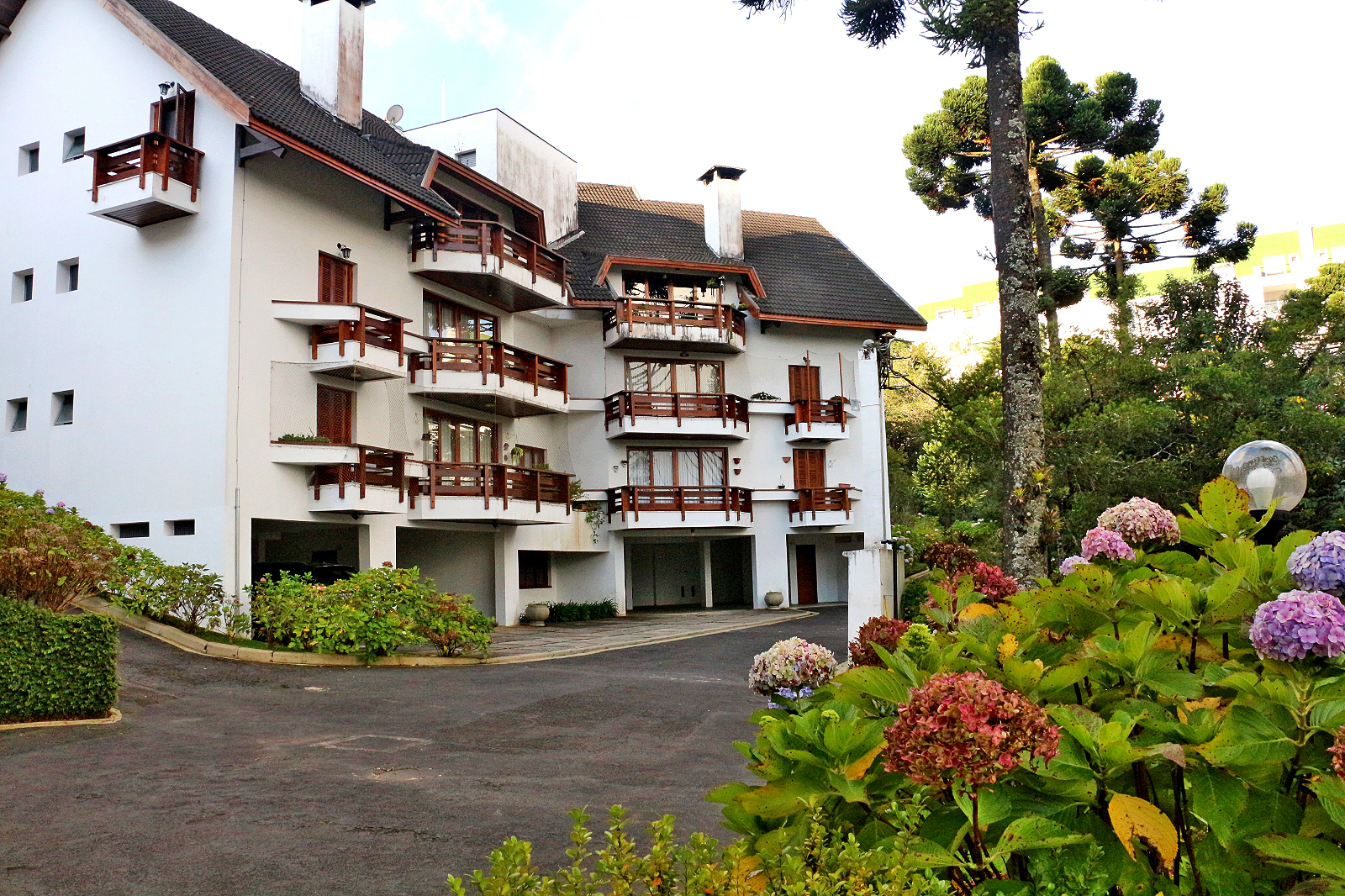 Apartamento exclusivo no Morro do Elefante — Campos do Jordão