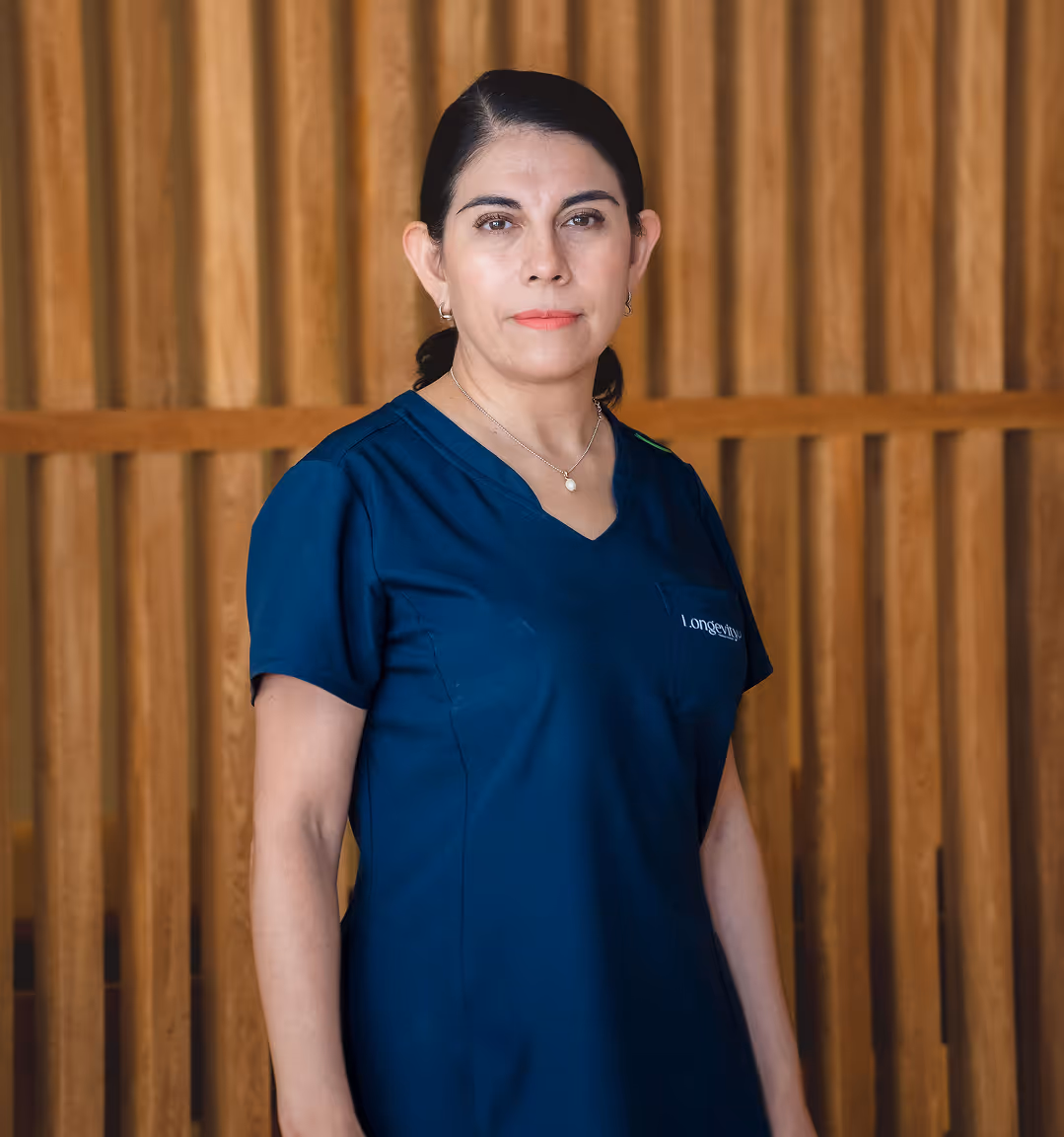 Dr. Luz Flores, MD