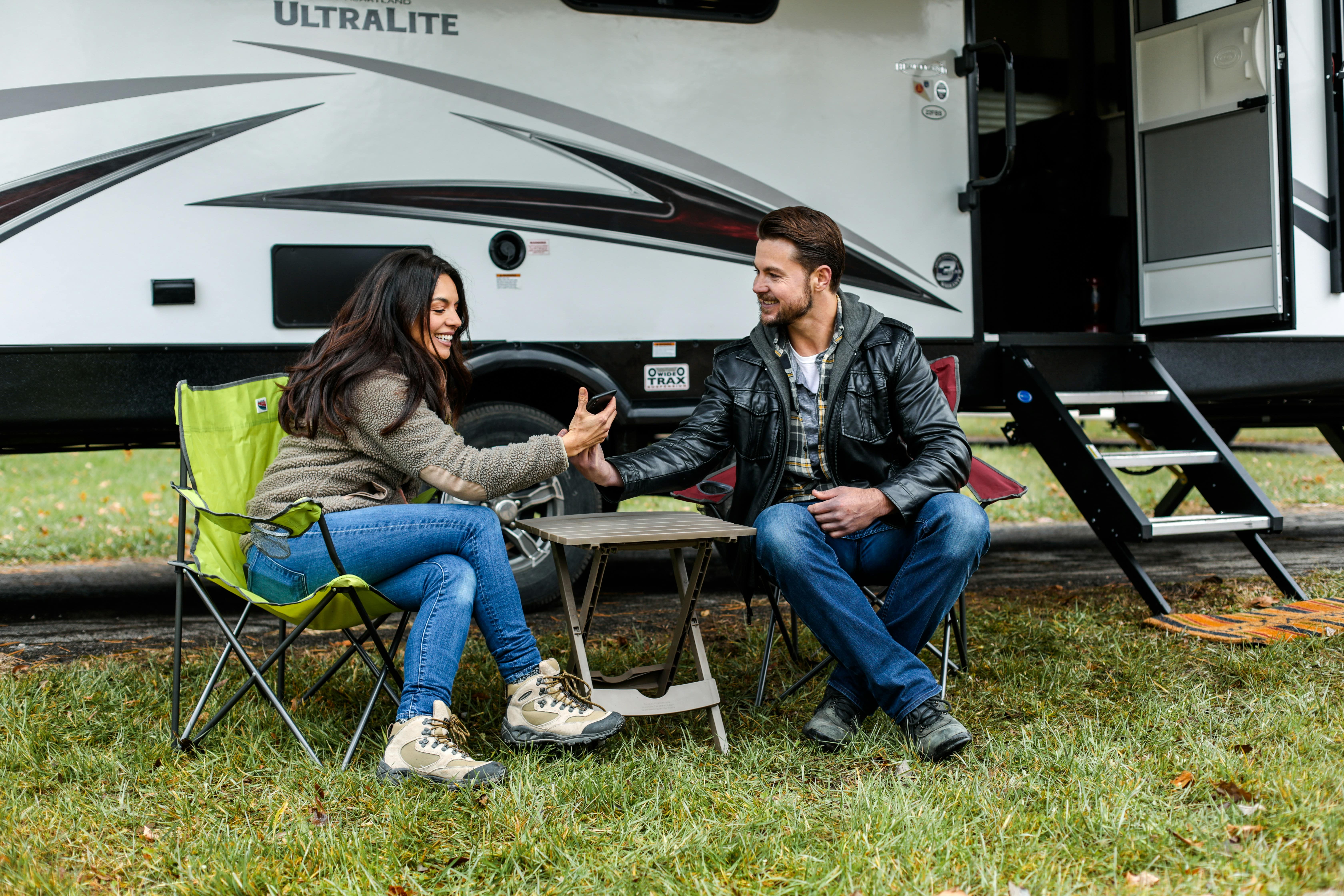 Why Full Hookup Seasonal RV Sites Are Worth It