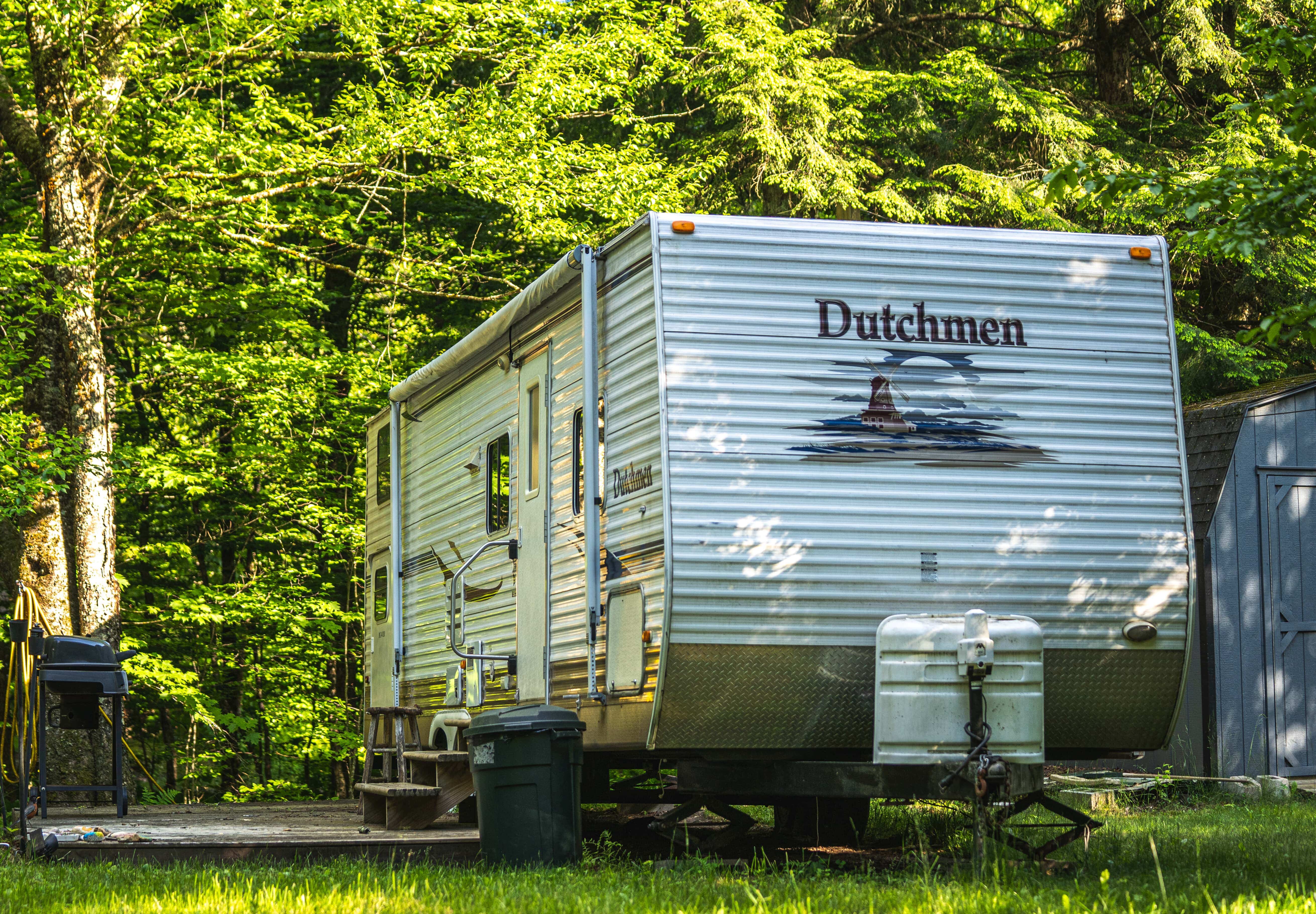 Pull-Through vs Back-In Seasonal Sites and How to Choose