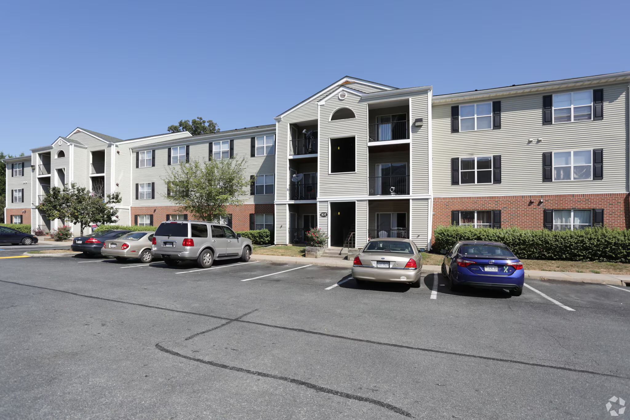 Building parking lot