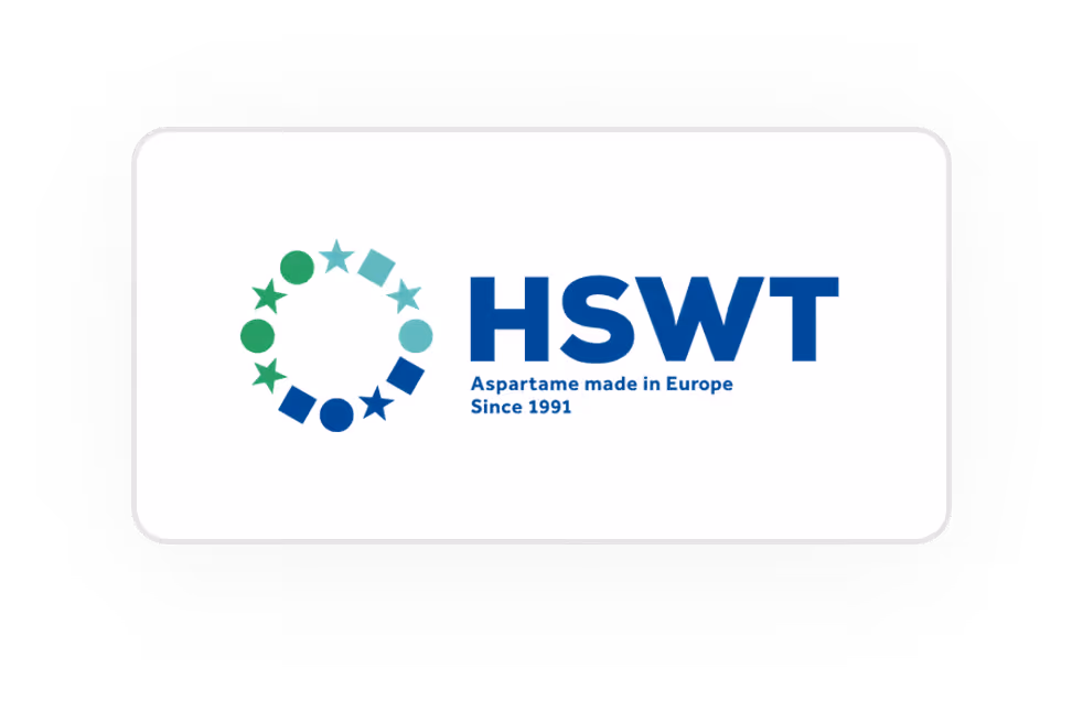 Logo HSWT avec texte Aspartame fabriqué en Europe depuis 1991 à côté d'un cercle de formes géométriques colorées.