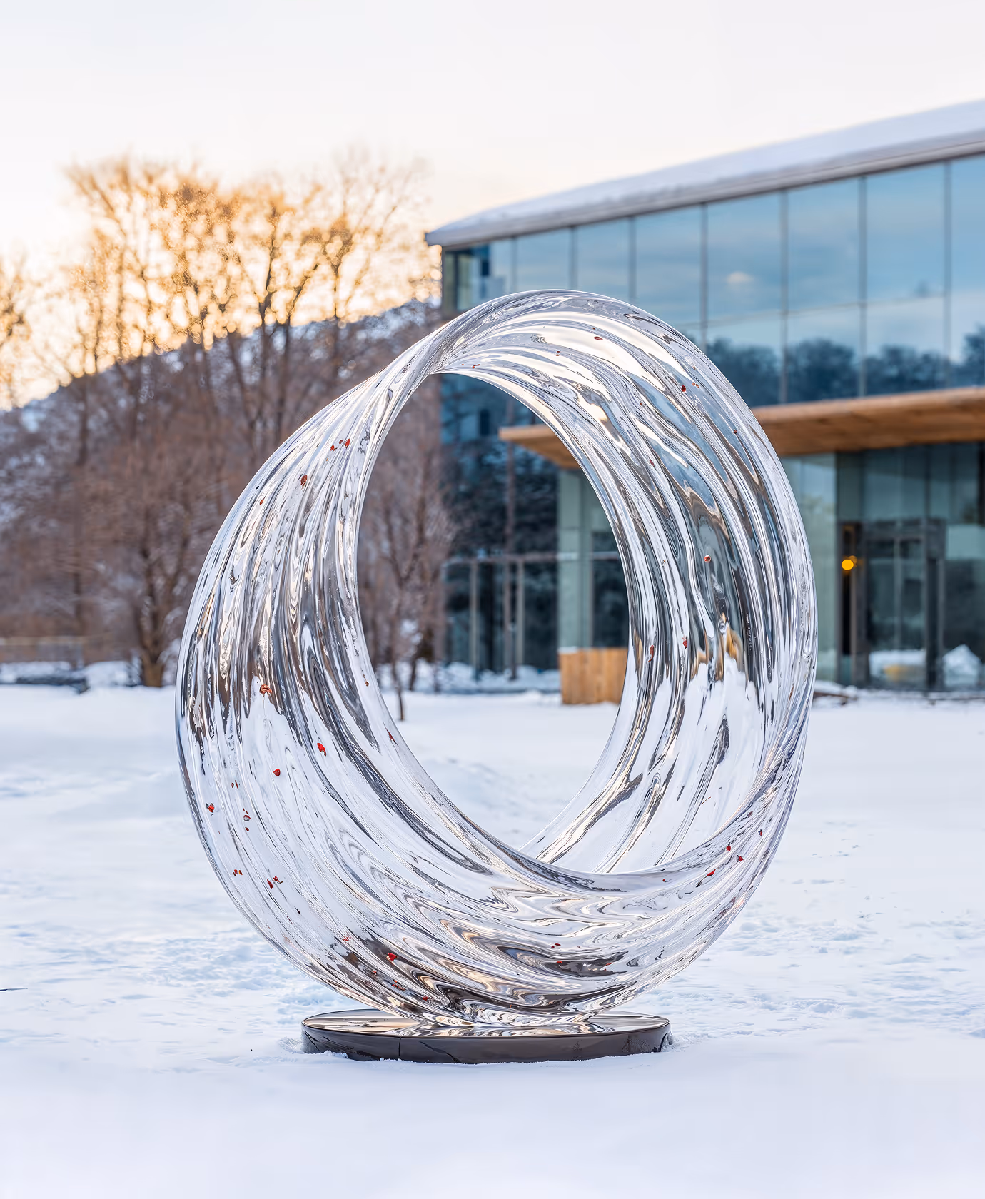 Radiant Circle