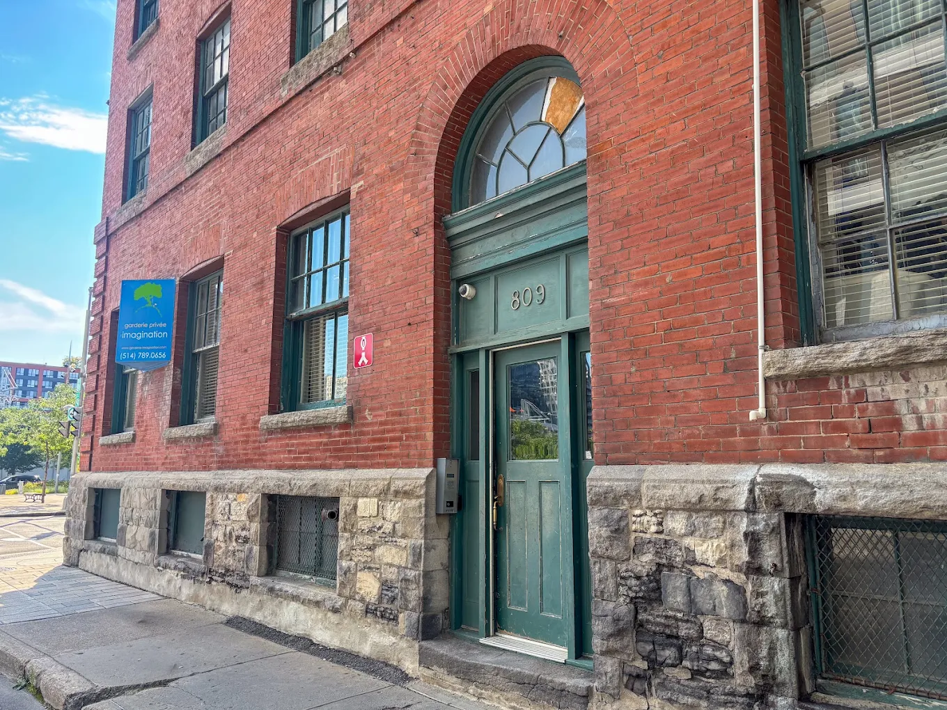 Exterior entrance of MOOV Co's office located in the Old Port of Montreal.
