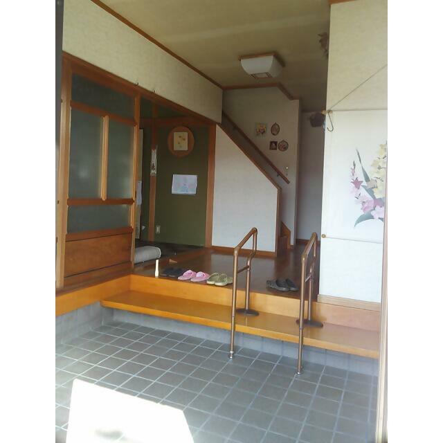 Spacious 6LDK countryside home with annex for sale in Nabari City, Japan. Price reduced to 5.8M yen—ideal for large families or creative renovation projects. Discover more with Old Houses Japan.