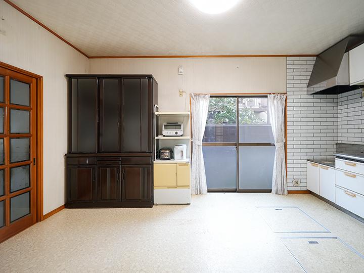 Tokyo homes for sale, cheap old houses tokyo, cheap old houses Japan, Old Houses Japan, Akiya for sale in Tokyo, Akiya in Tokyo, Tokyo home
