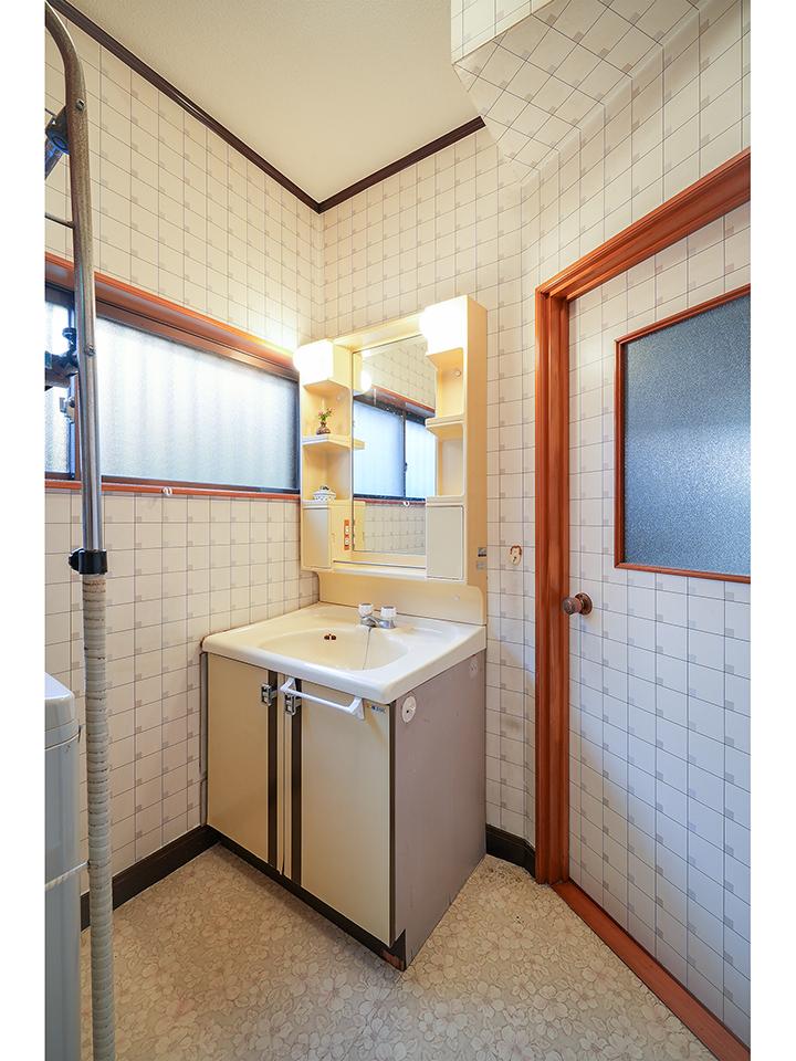 Tokyo homes for sale, cheap old houses tokyo, cheap old houses Japan, Old Houses Japan, Akiya for sale in Tokyo, Akiya in Tokyo, Tokyo home