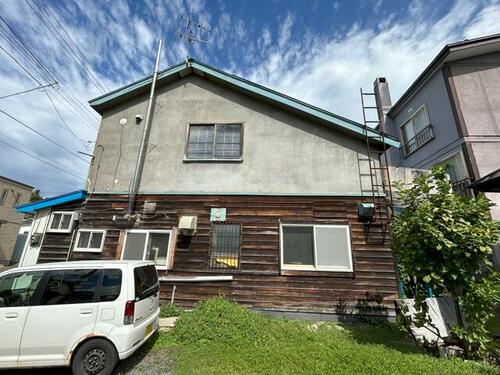 Affordable 3DK home for sale in Otaru, Hokkaido! A 22-minute walk to JR Otaru Station, this two-story wooden house is perfect for renovation or a second home. Explore today!