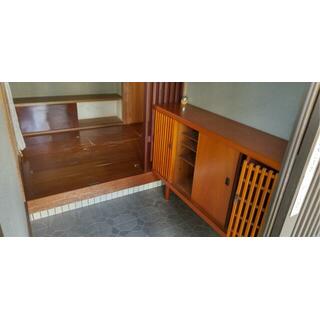 Located in  Kurobe City Shinmachi, this Akiya offers traditional Japanese architecture. Discover the beauty of Japan. Contact Old Houses Japan to learn more about this unique opportunity.