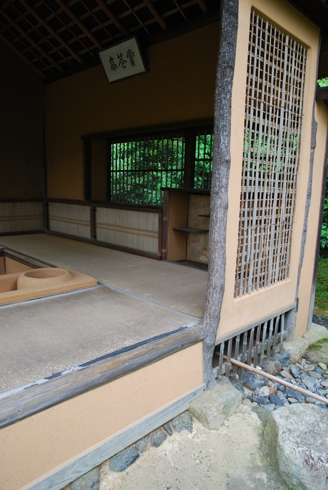 How to Restore Tatami Rooms Without Losing the Vibe