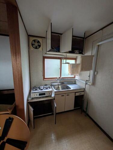 This Muroran‑City listing represents the kind of diamond-in-the-rough property that draws many to Hokkaido’s “akiya” market.