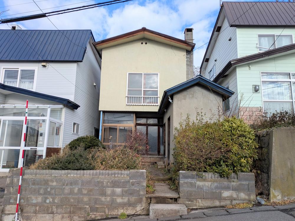 Budget 4LDK House in Otaru