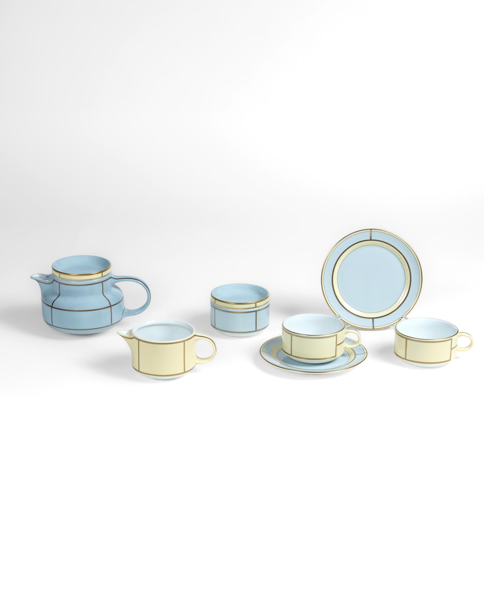 Oriente Italiano Porpora Tea Service