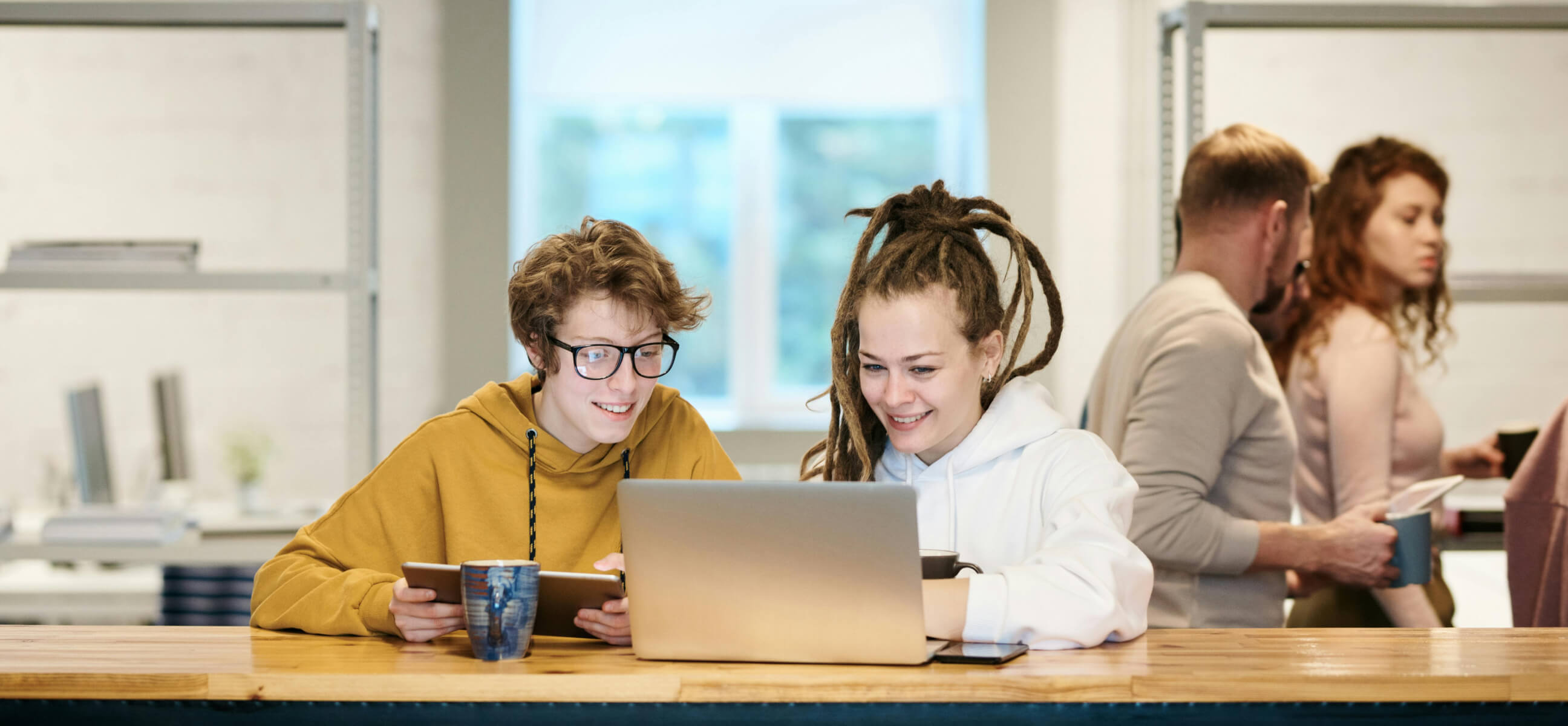 Gründer aadölfkadölfj