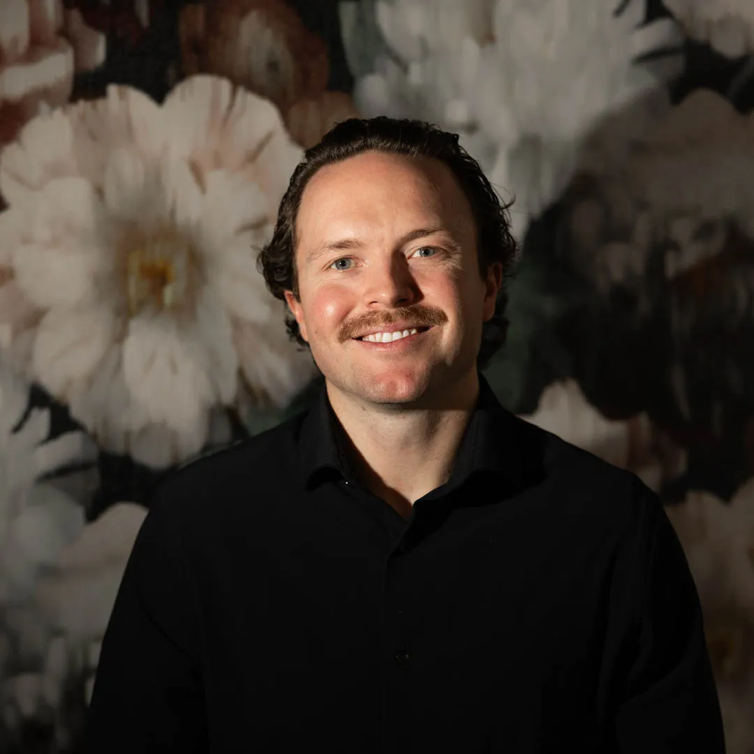 headshot of Dr. Dr. Phillip Ray Jr