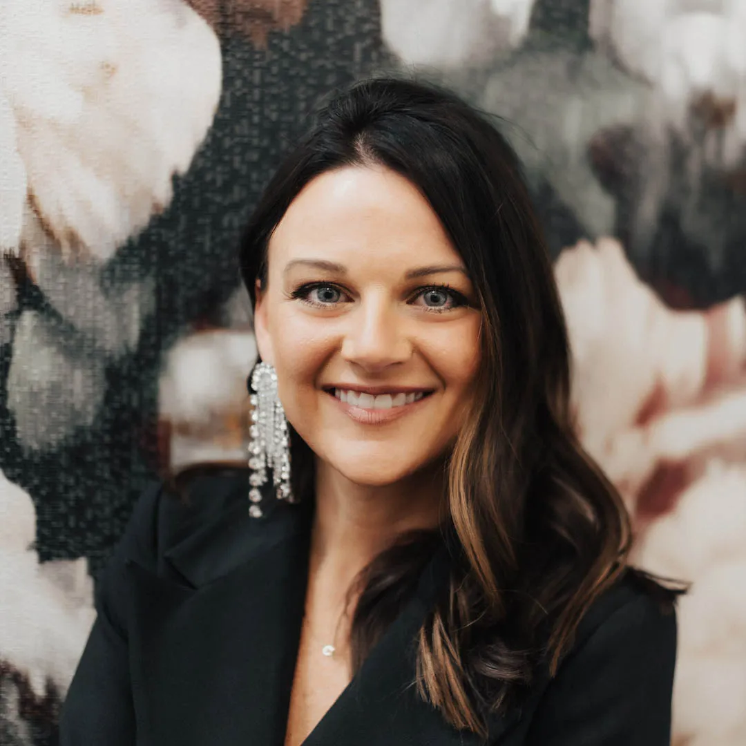 headshot of Dr. Dani Gray