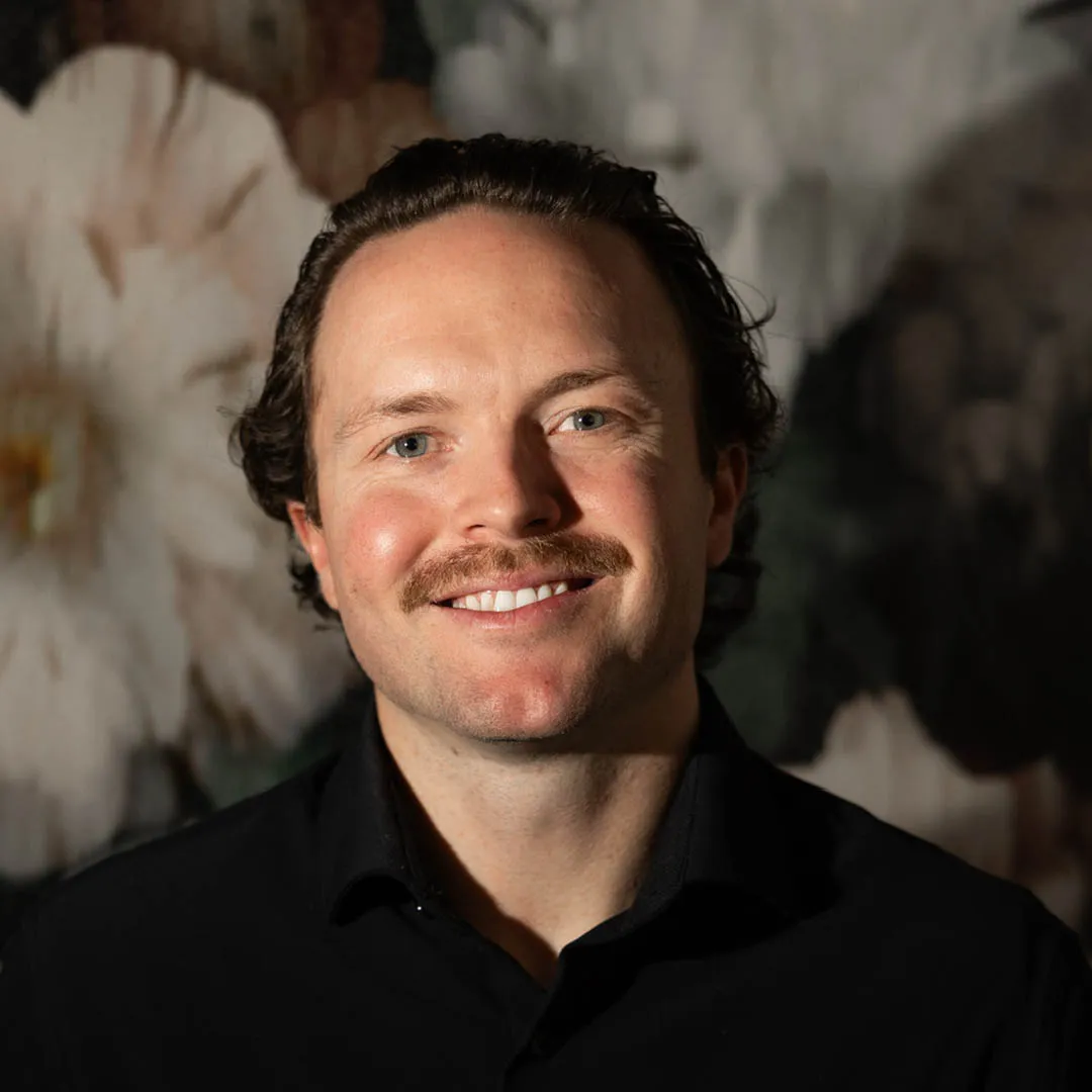 headshot of Dr. Phillip Ray Jr.