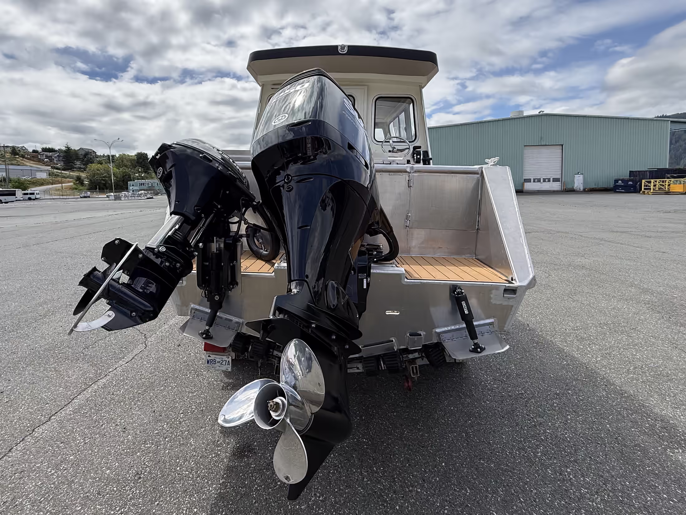Ortun EC276 aluminum boat for sale by Whiskey Creek Marine, exterior view 6 of 7.