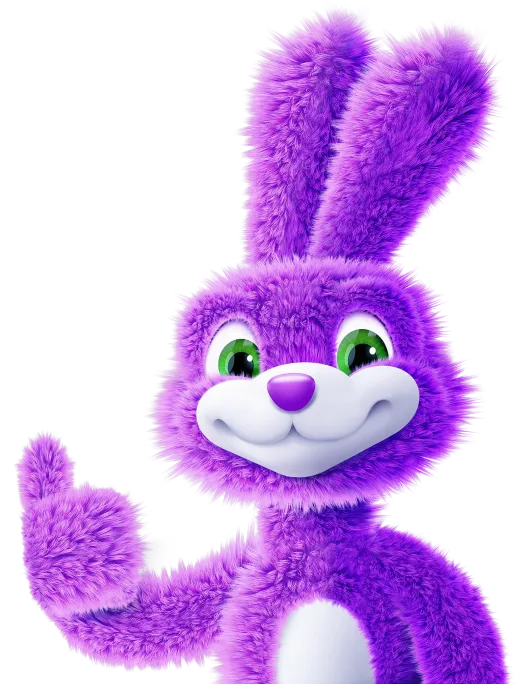 Fialový chlupatý animovaný králík s bílým břichem a zelenýma očima ukazující palec nahoru.