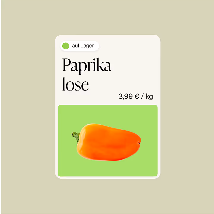 Einzelne orange Paprika vor grünem Hintergrund mit Text 'Paprika lose', 'auf Lager' und Preis 3,99 € pro kg.