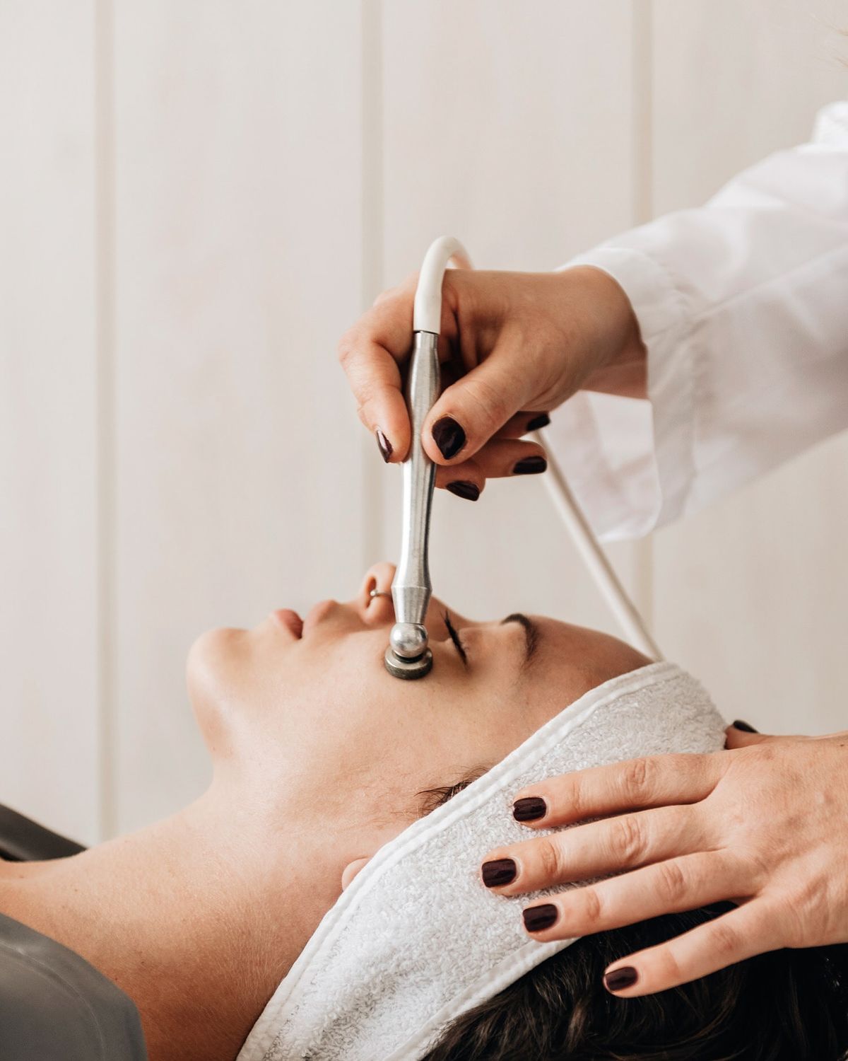 Tratament facial profesional la SkinXpert