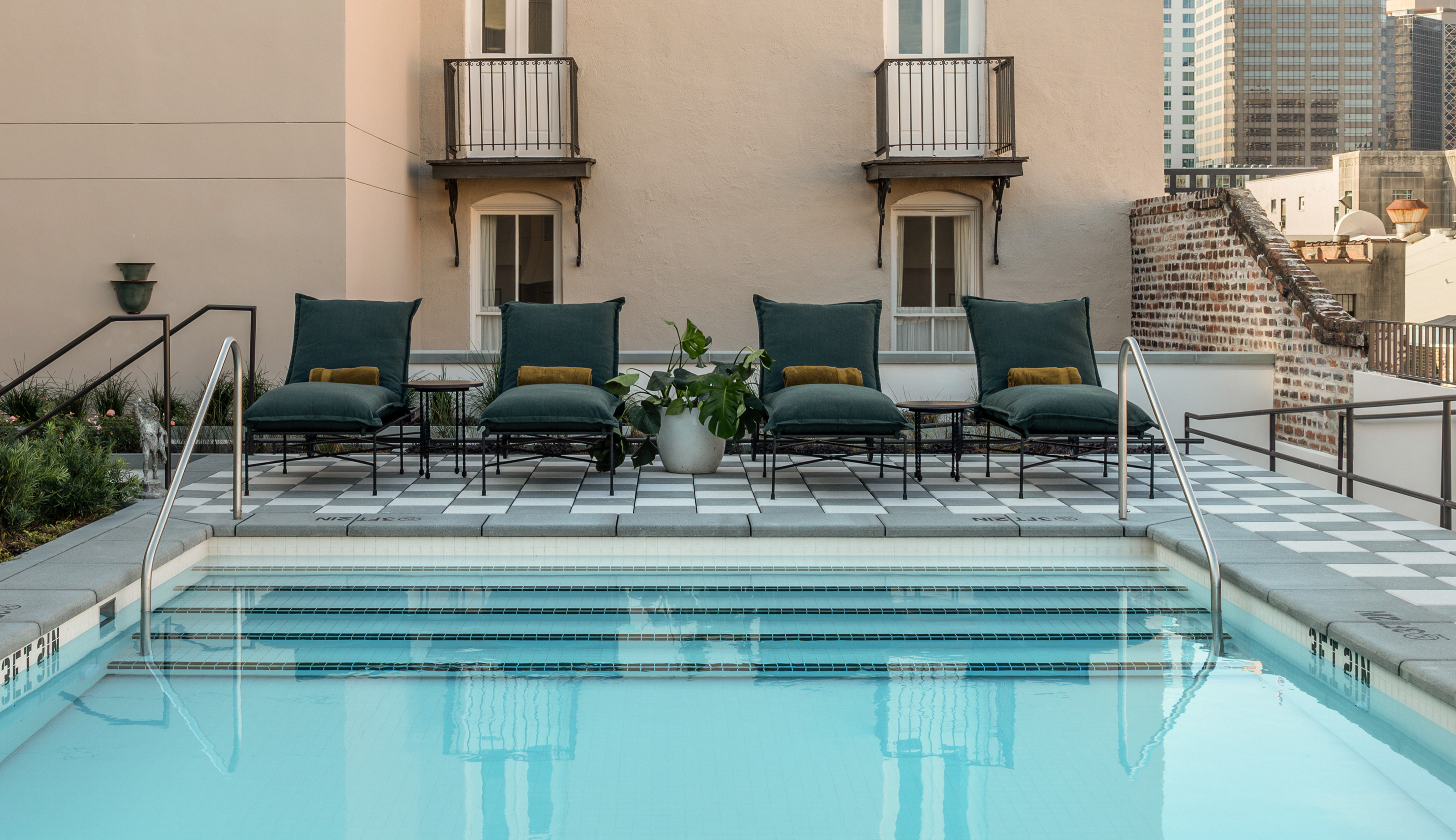 Hotel Perle Pool