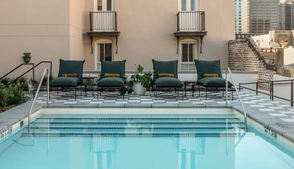 Hotel Perle Rooftop Pool