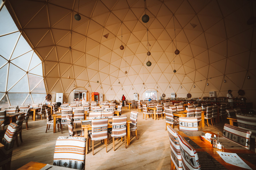 dining experience at camp
