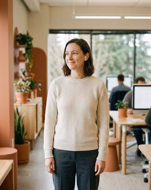 425 local number hero image