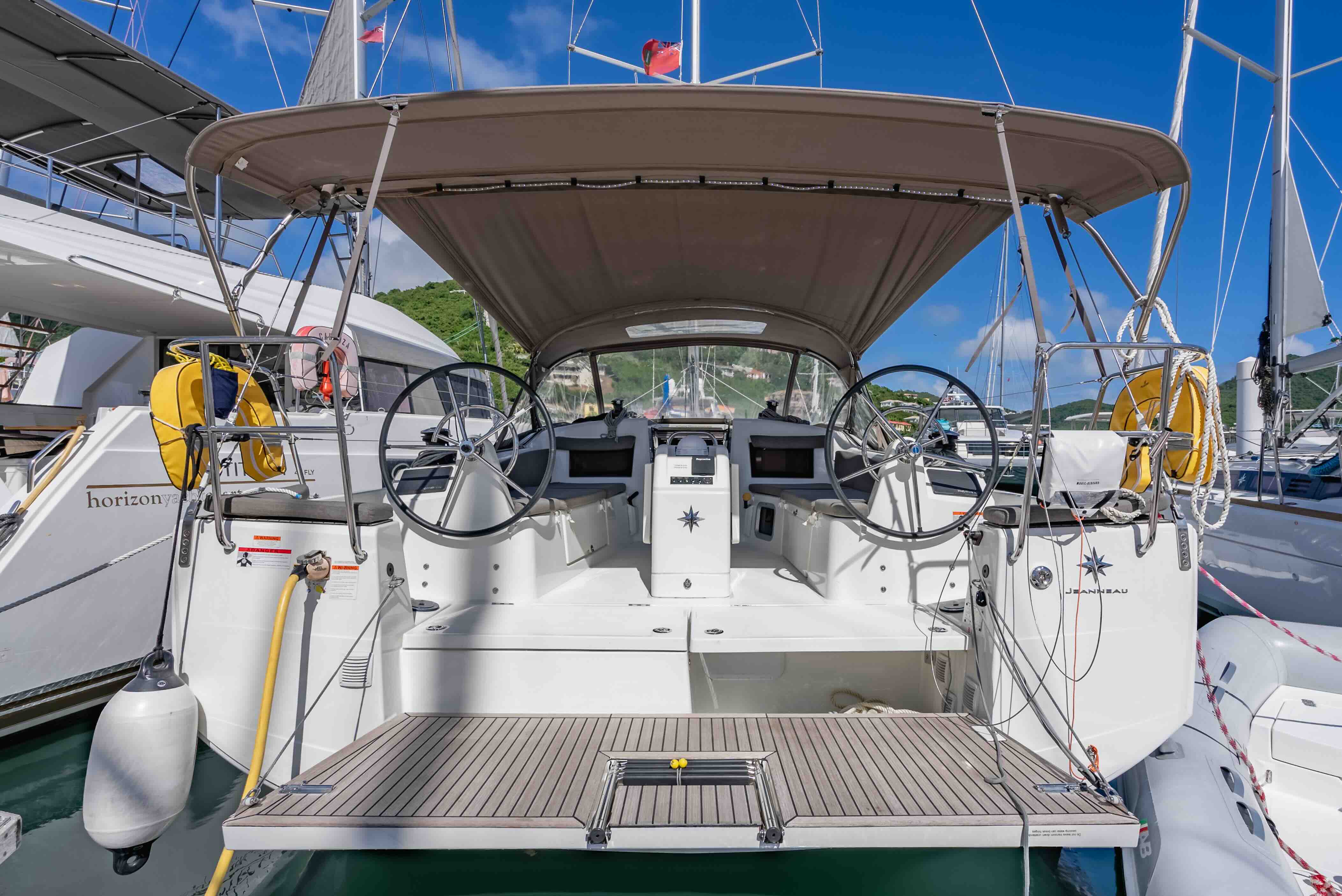 EASY SKANKING - Swim Platofrm and Aft Deck