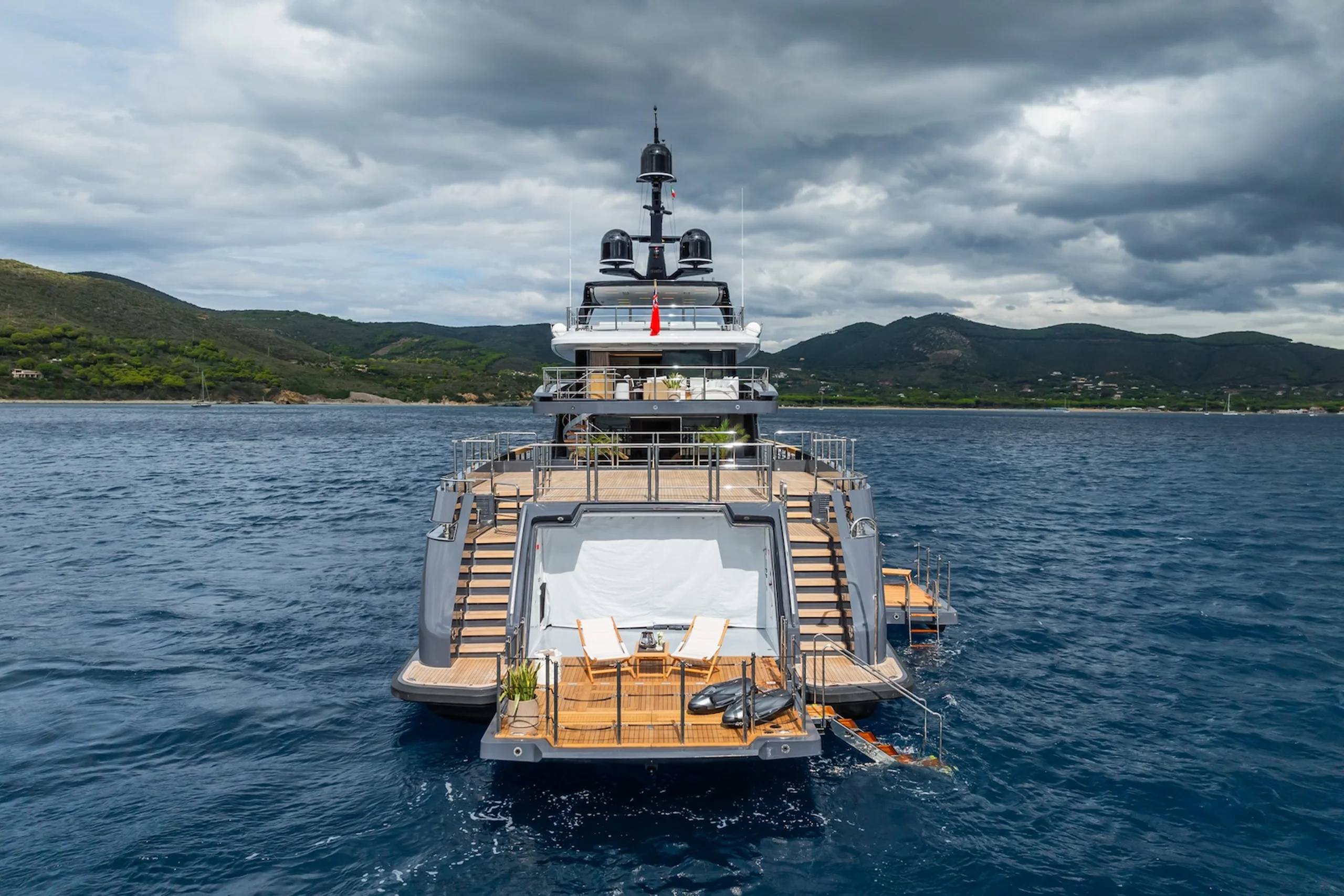 Motor Yacht M aft deck beach club
