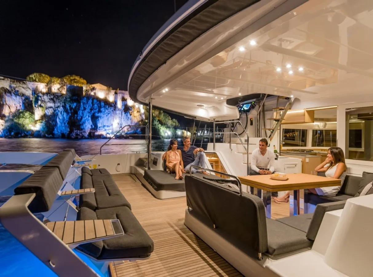 ALLGERA - Lagoon 630 aft deck