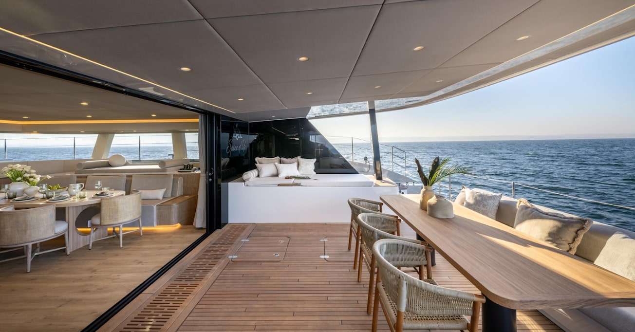 SPICE OF LIFE - Sunreef 60 Catamaran aft deck dining