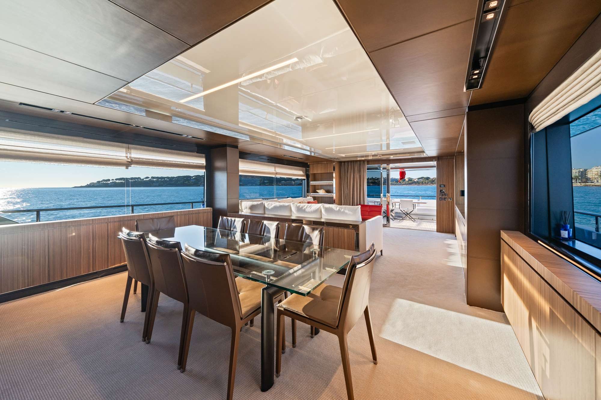 MAXIMUS - main saloon dining
