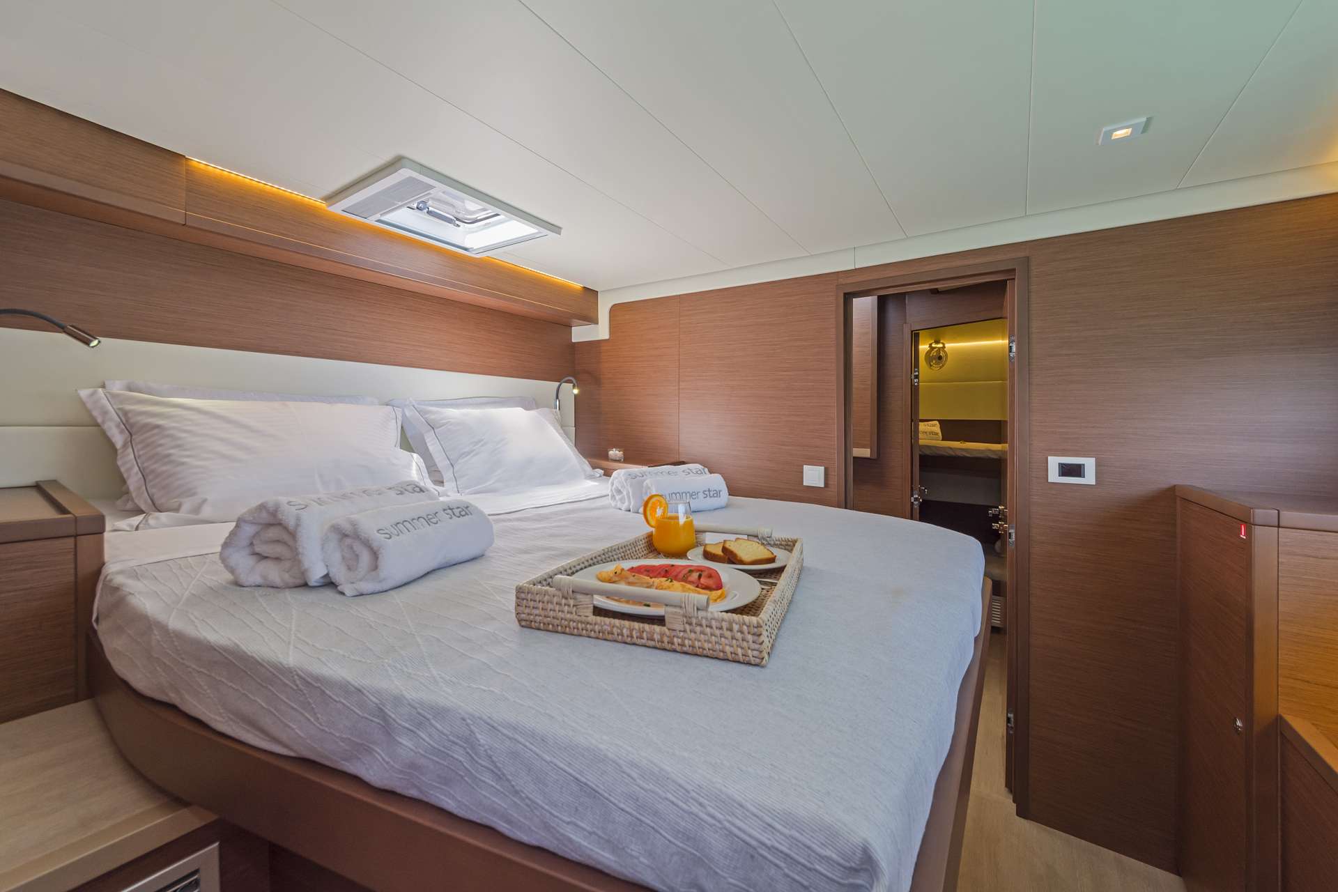 SUMMER STAR - Lagoon 52F guest cabin