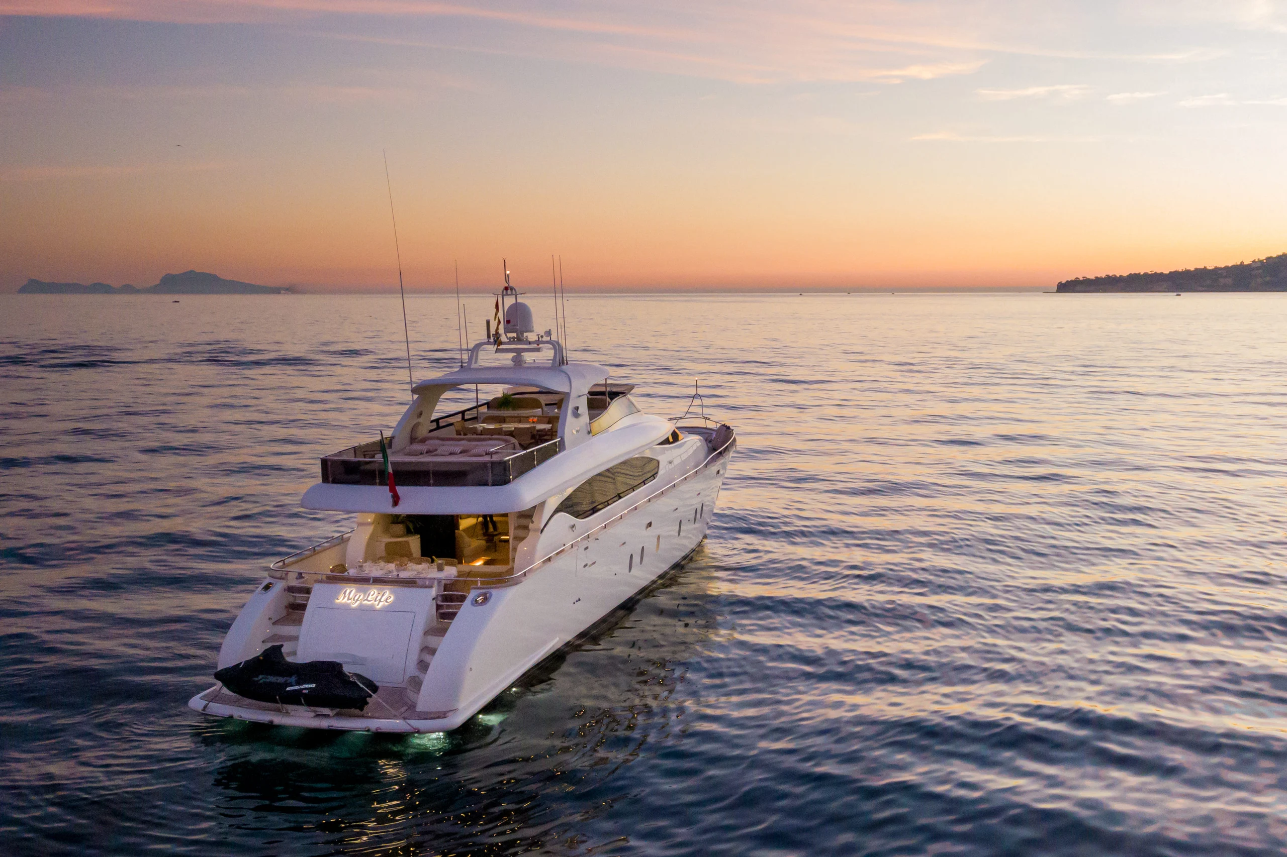 MY LIFE - Maiora 90 at sunset