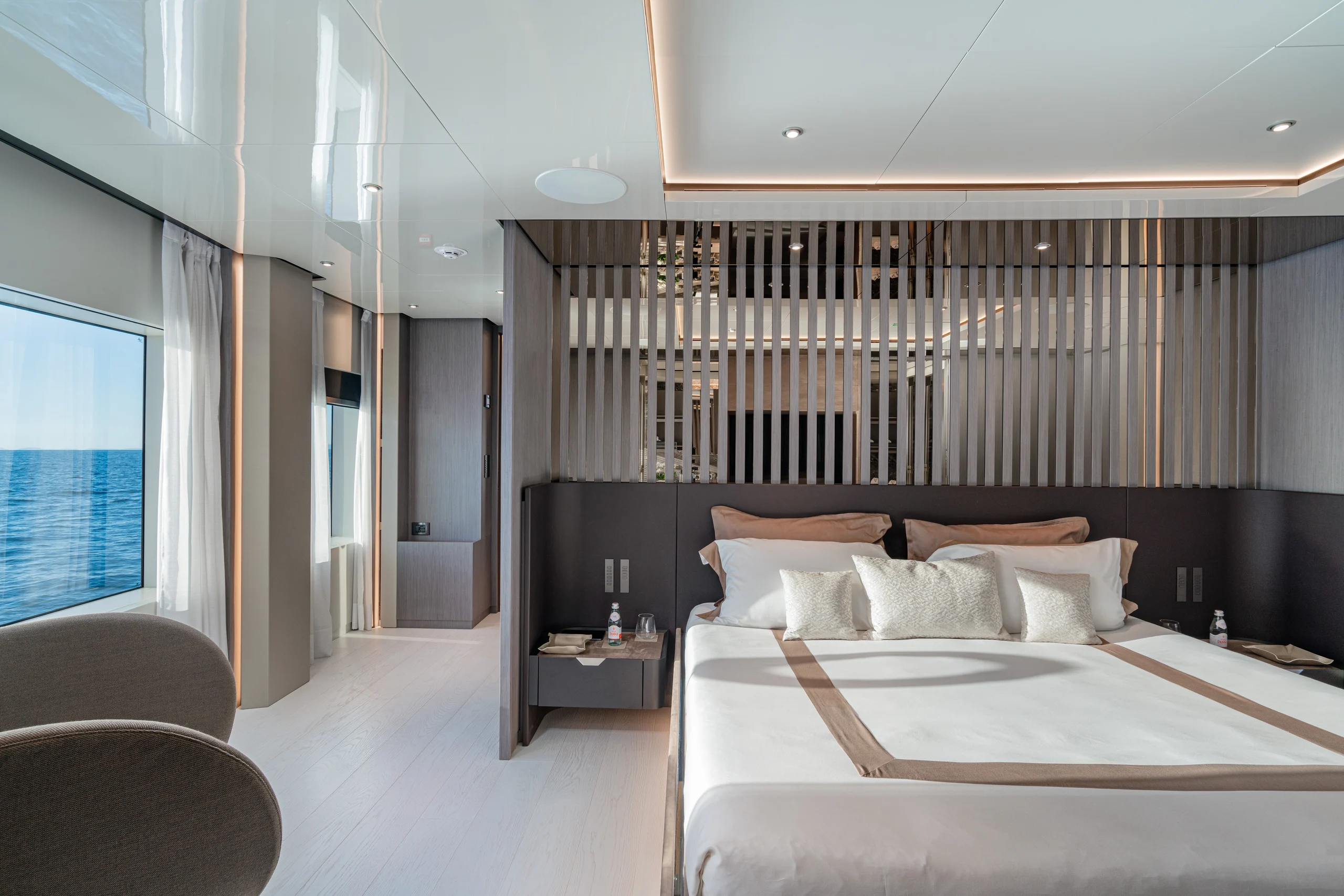 MARICAN FOREVER - 2024 Ferretti Custom Line 106' master cabin
