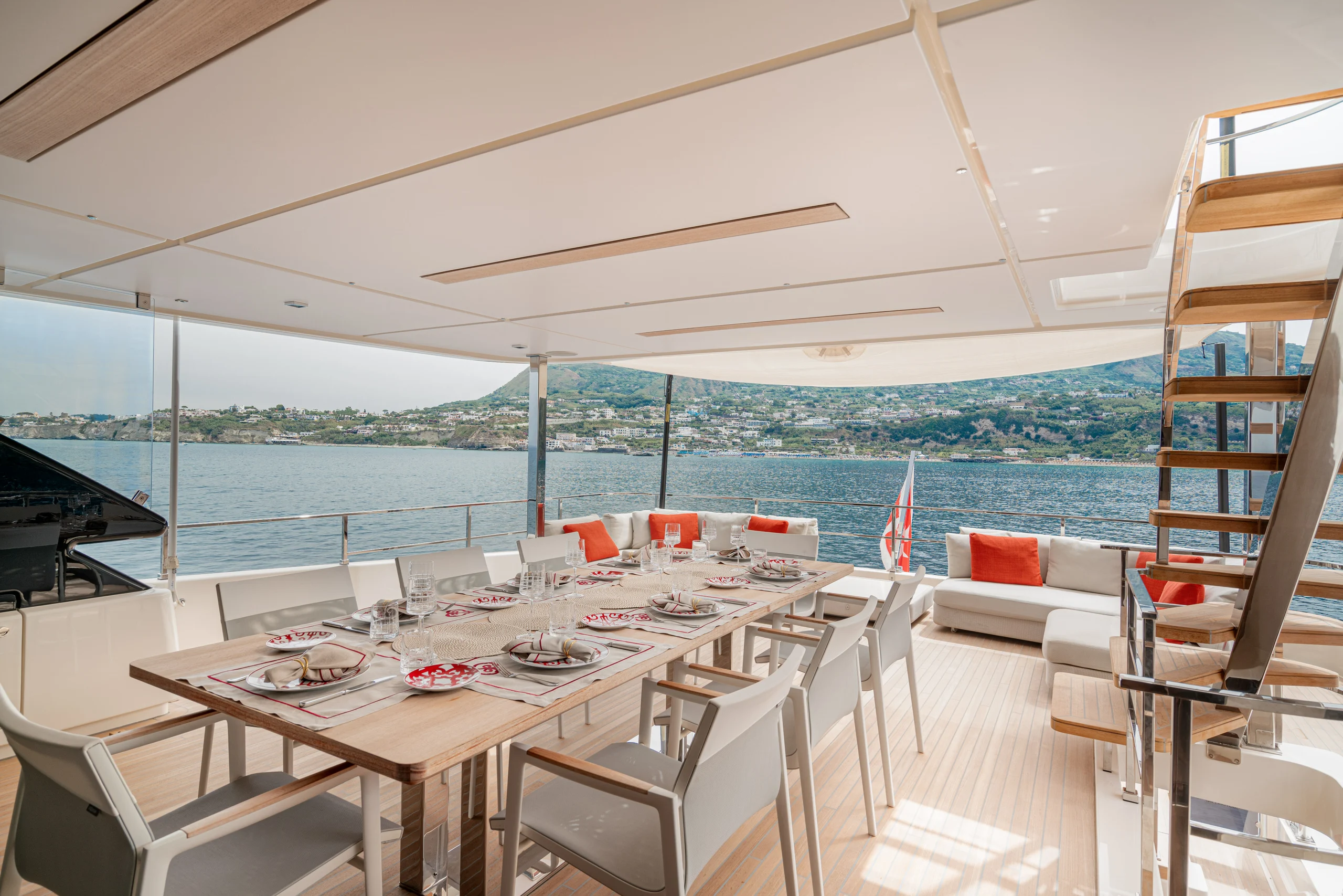 DIANA II - Custom Line 33m Amalfi Coast Luxury Crewed Superyacht charter alfresco dining