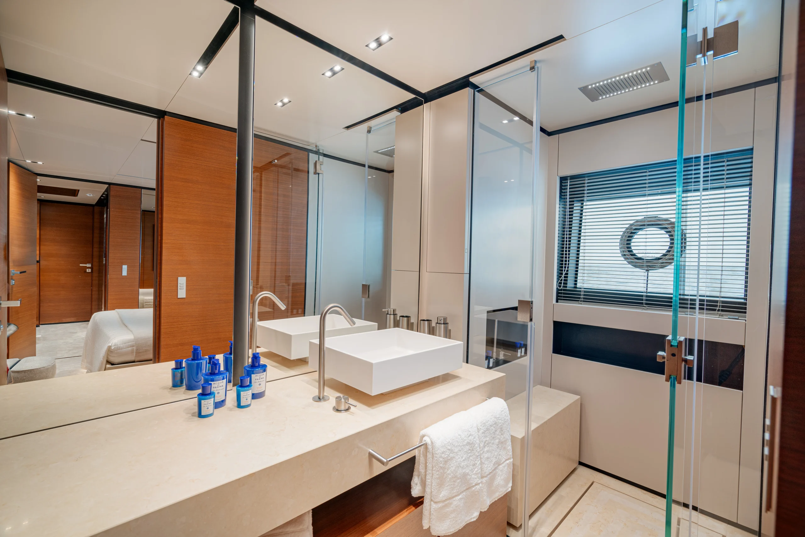 DIANA II - Custom Line 33m Amalfi Coast Luxury Crewed Superyacht charter ensuite