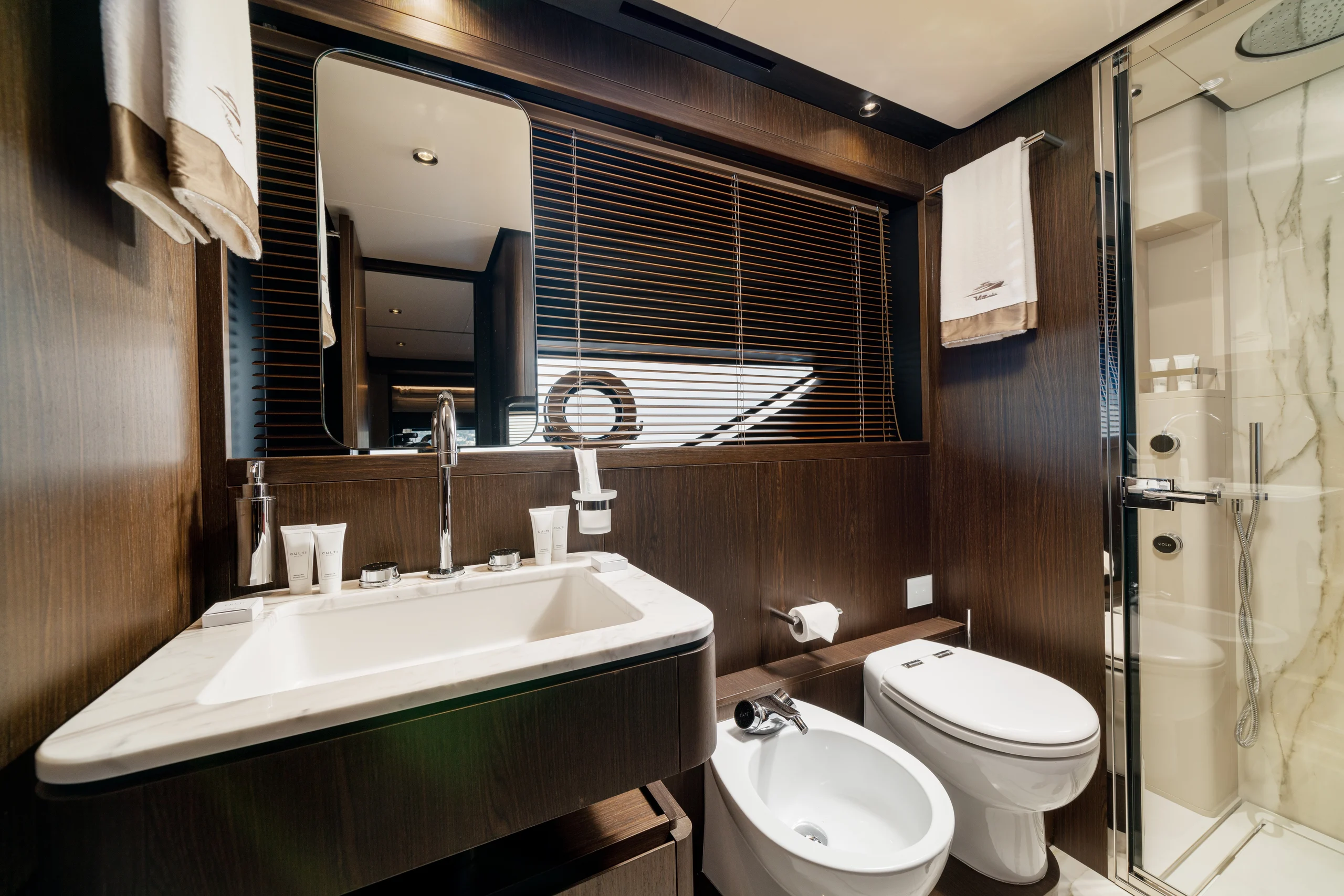 VITTORIA - 2022 Ferretti 860 Luxury Crewed Motor Yacht ensuite bathroom