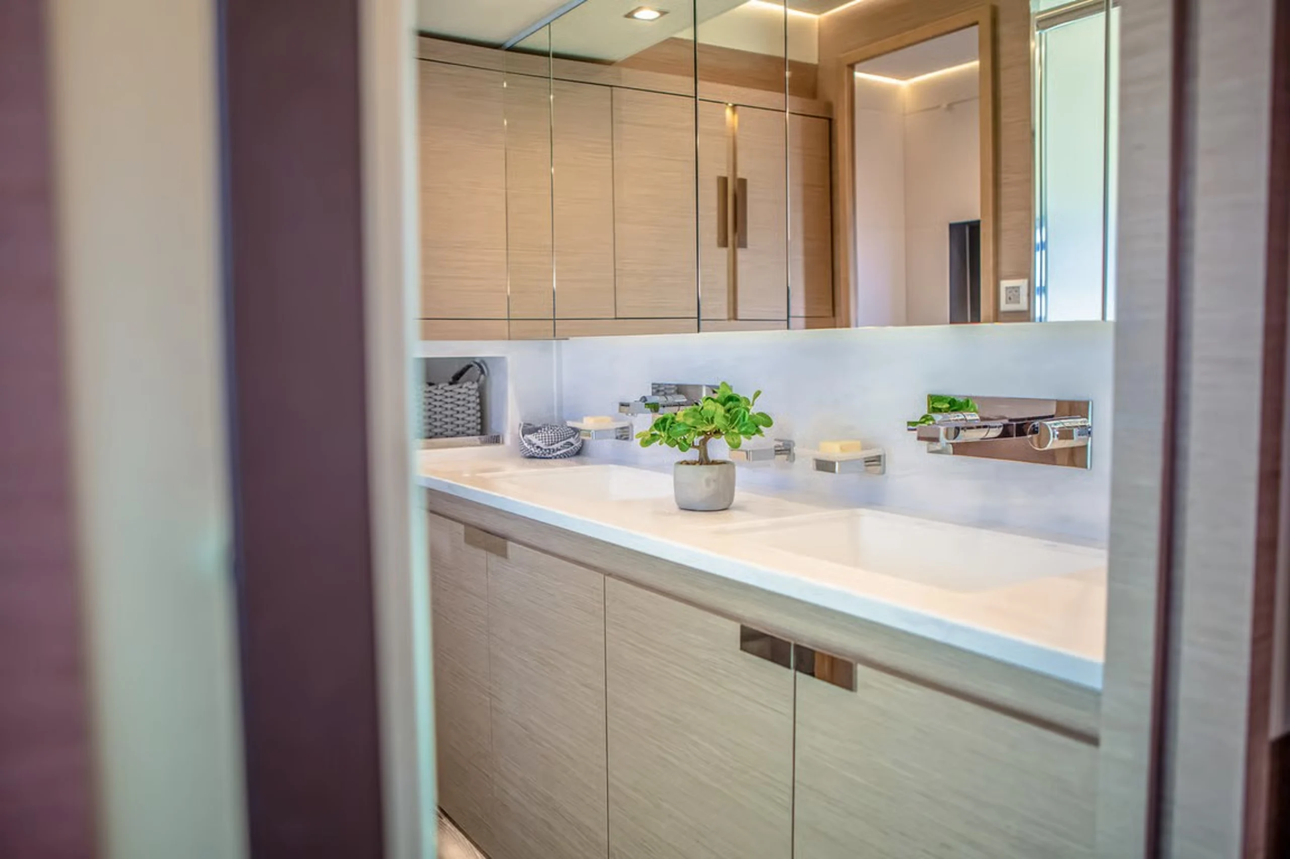 CORE - Fountaine Pajot 67 Power Catamaran master ensuite bathroom