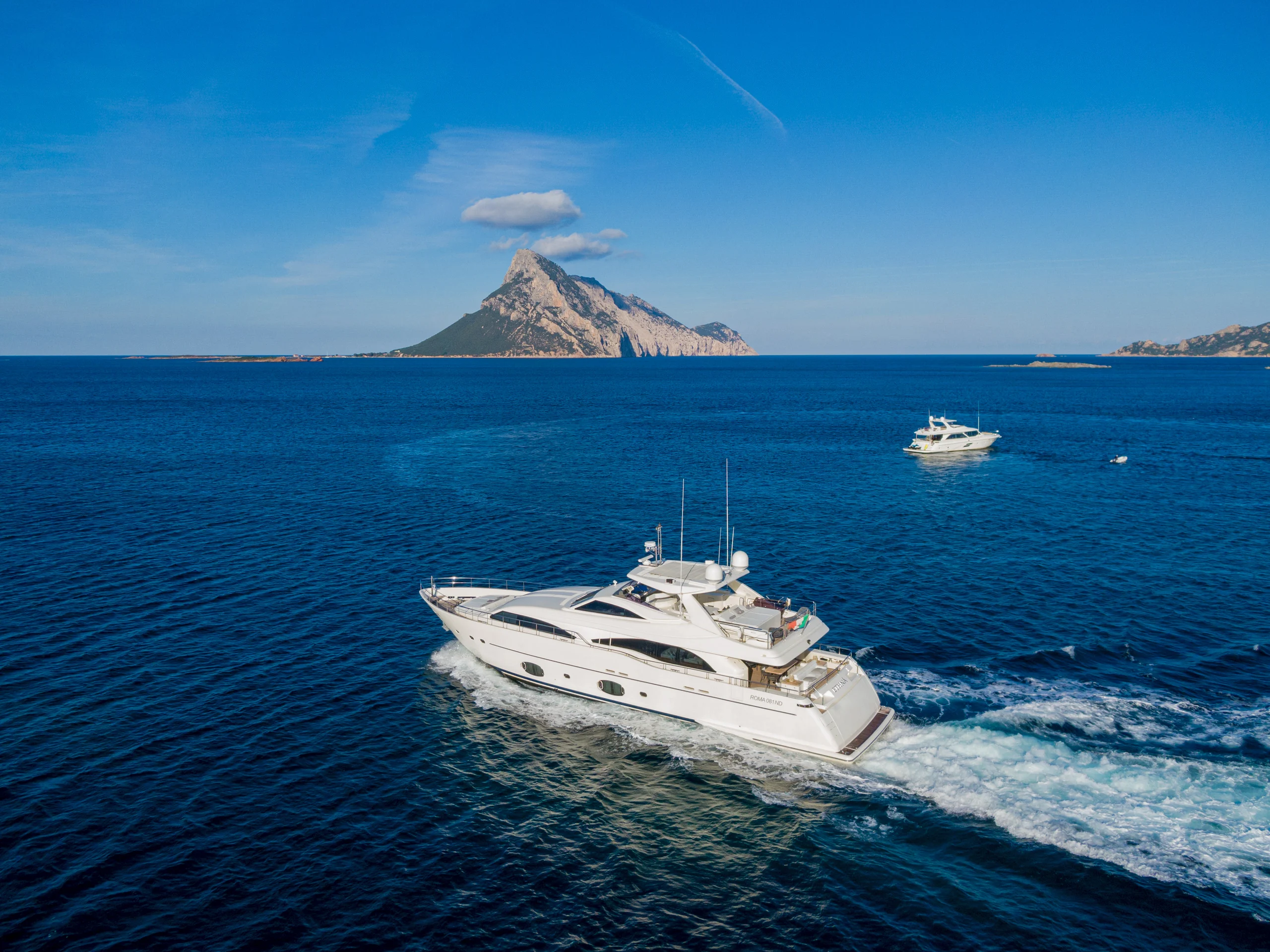 ETHNA - Custom Line 97 Crewed motor yacht charter in Sicily