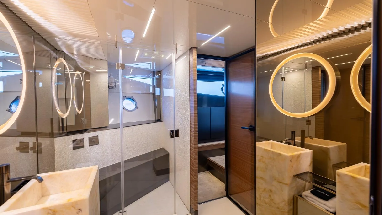 DATE NIGHT - Feretti 920 Bahamas Luxury Motor Yacht Charter master ensuite