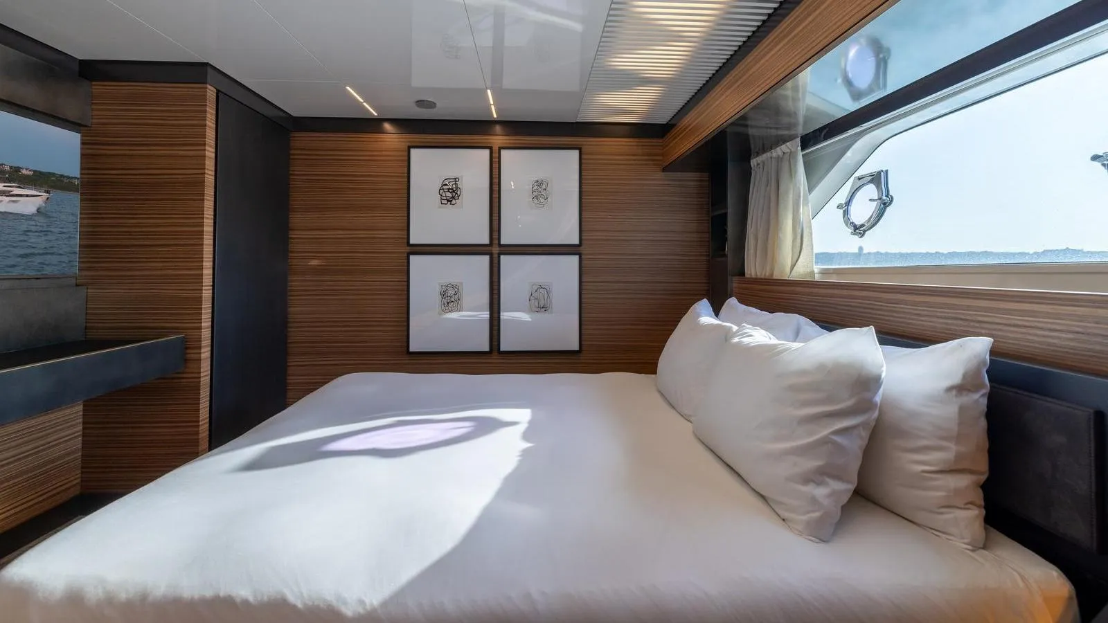 DATE NIGHT - Feretti 920 Bahamas Luxury Motor Yacht Charter VIP Cabin