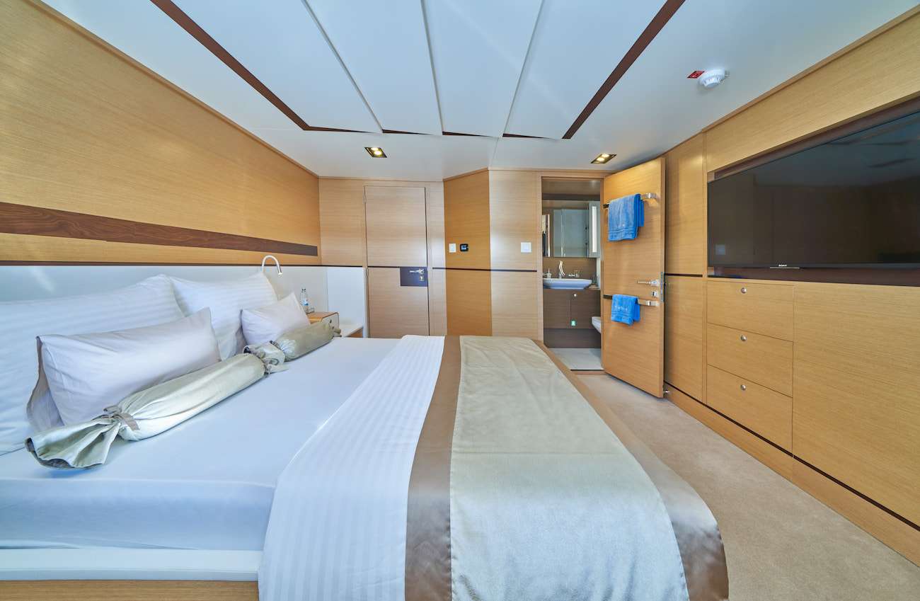 Croatia Luxury Gulet OMINA double cabin